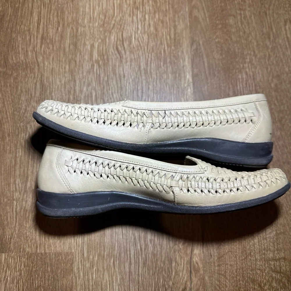 Covington Womens Woven Leather Loafers Cream Huarache‎ Slip On Flats Shoes